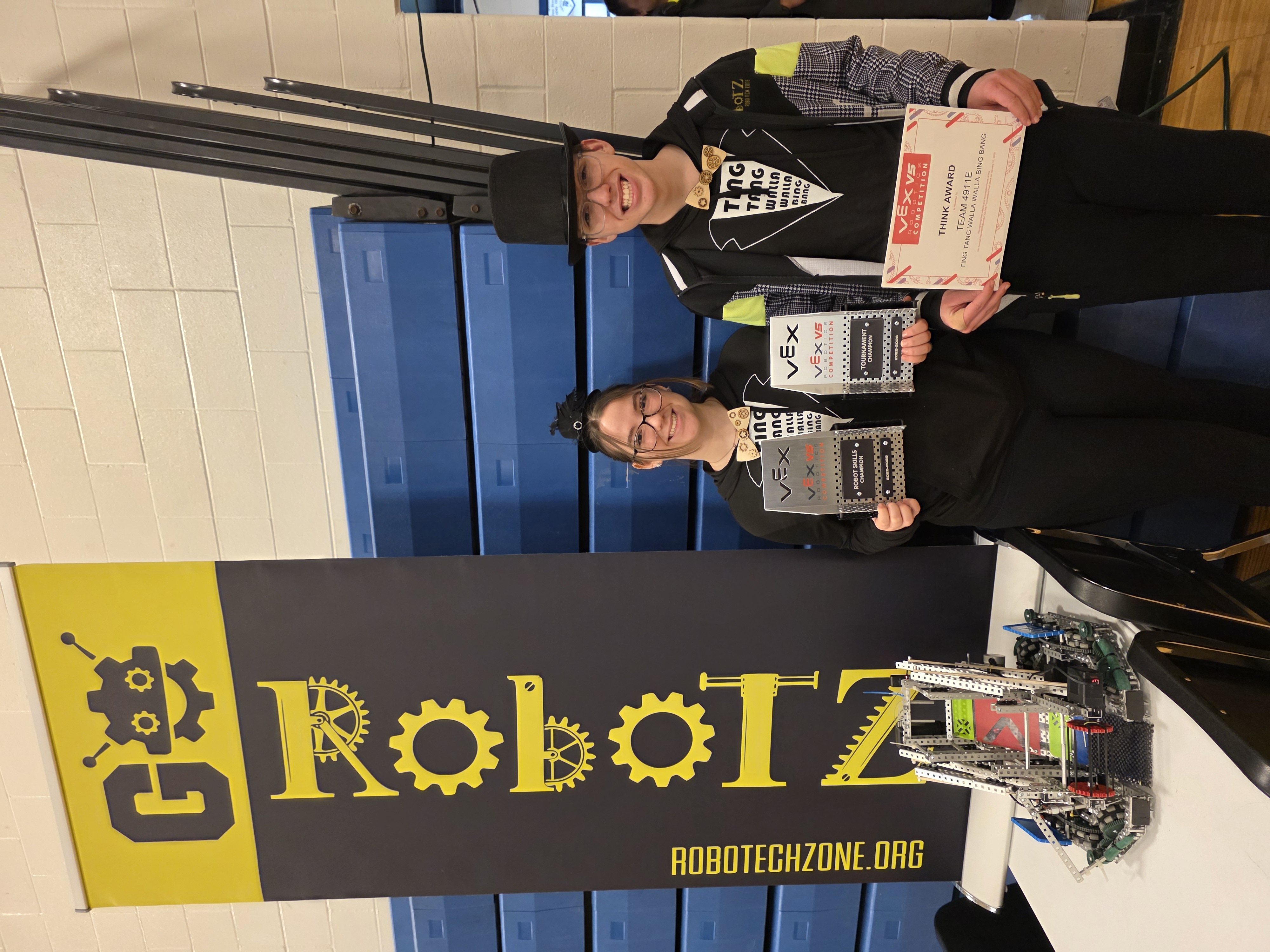 RoboTZ Team Photo 5